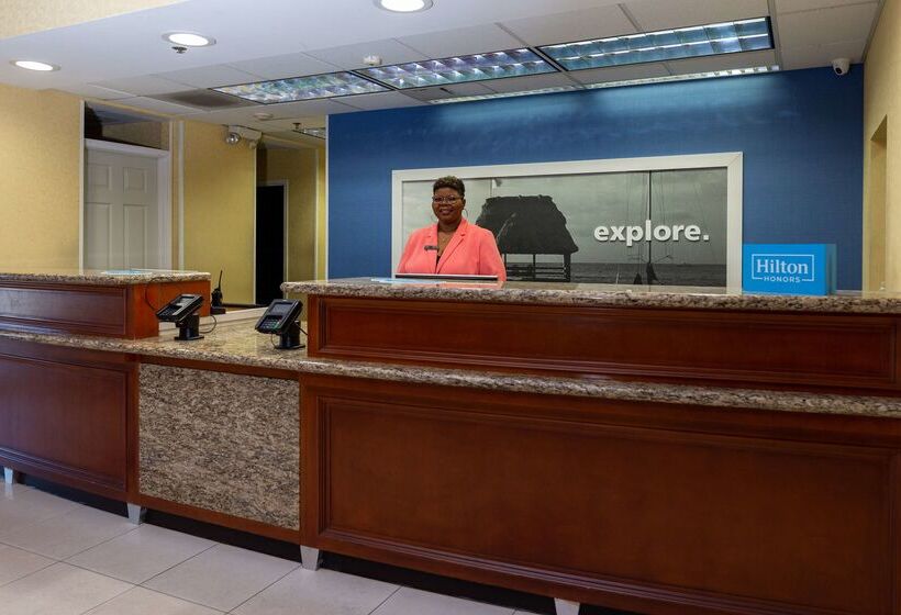 فندق Hampton Inn & Suites Jacksonville Deerwood Park