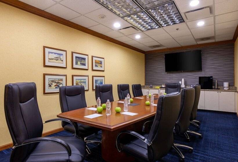 فندق Hampton Inn & Suites Jacksonville Deerwood Park