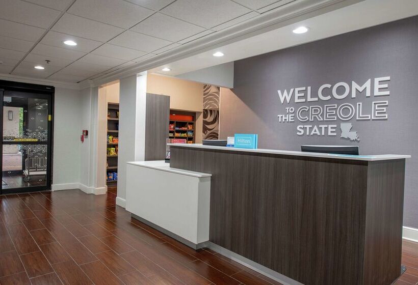 هتل Hampton Inn & Suites Lafayette