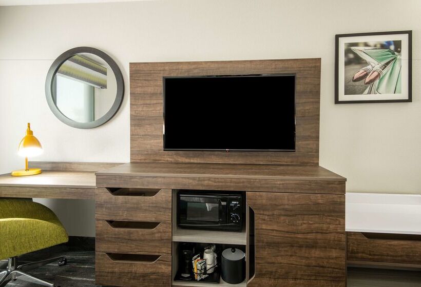 Отель Hampton Inn & Suites Las Vegas Henderson