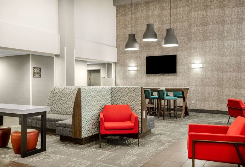 Отель Hampton Inn & Suites Las Vegas Henderson