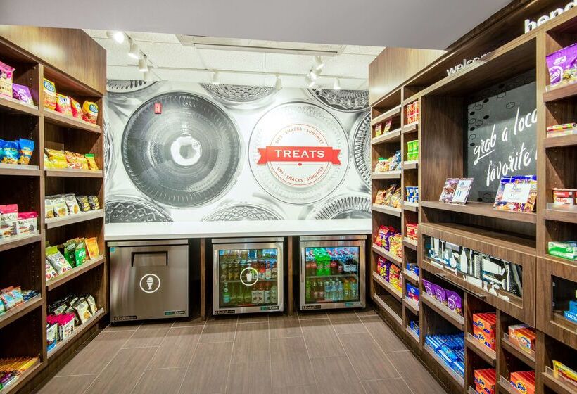 Отель Hampton Inn & Suites Las Vegas Henderson