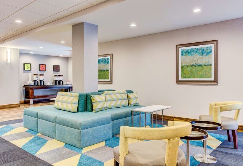 هتل Hampton Inn & Suites Macon I 475