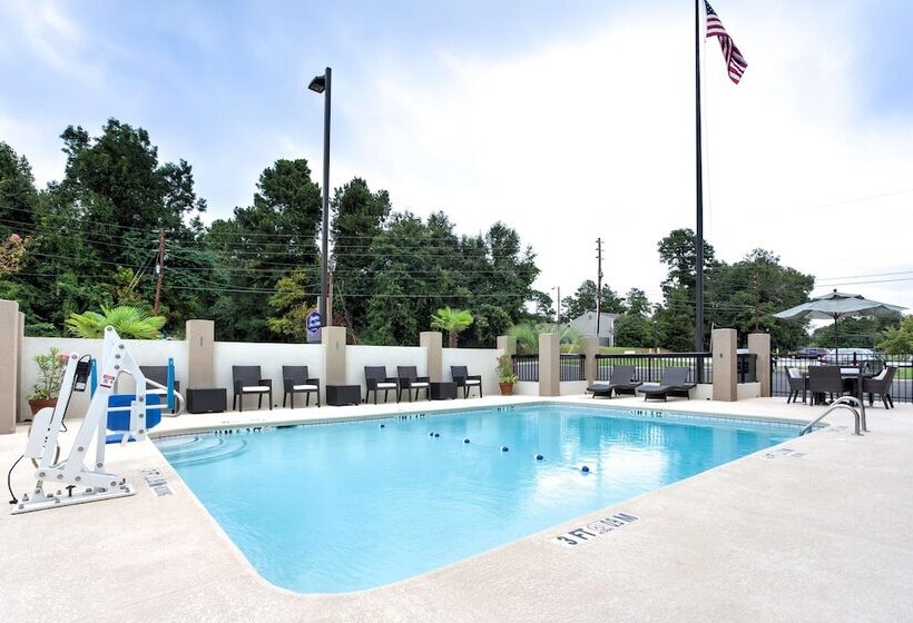 Отель Hampton Inn & Suites Macon I 475