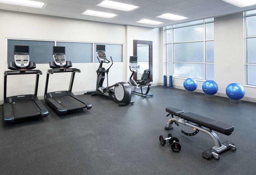 호텔 Hampton Inn & Suites Memphis Beale Street