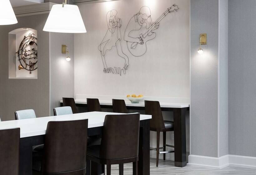 호텔 Hampton Inn & Suites Memphis Beale Street