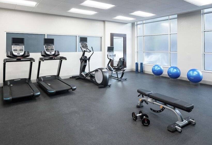 호텔 Hampton Inn & Suites Memphis Beale Street