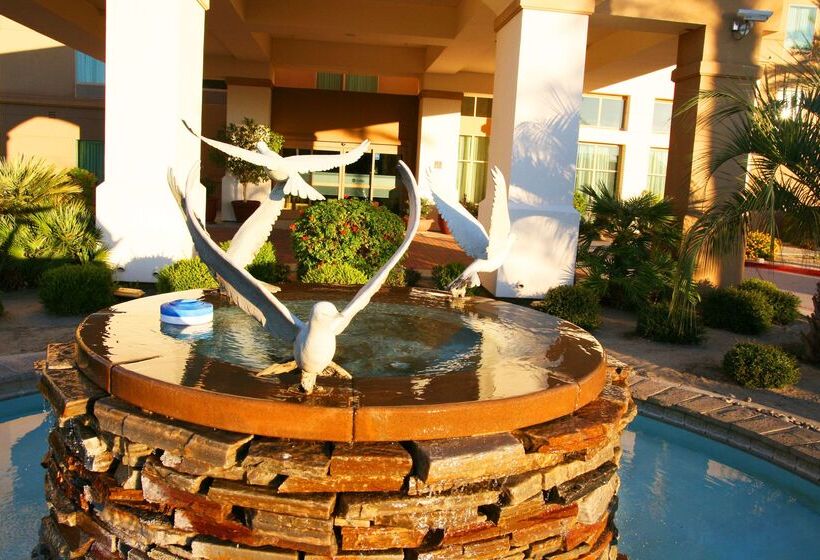ホテル Hampton Inn & Suites Palm Desert