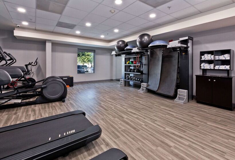 בית מלון כפרי Hampton Inn & Suites Palm Desert