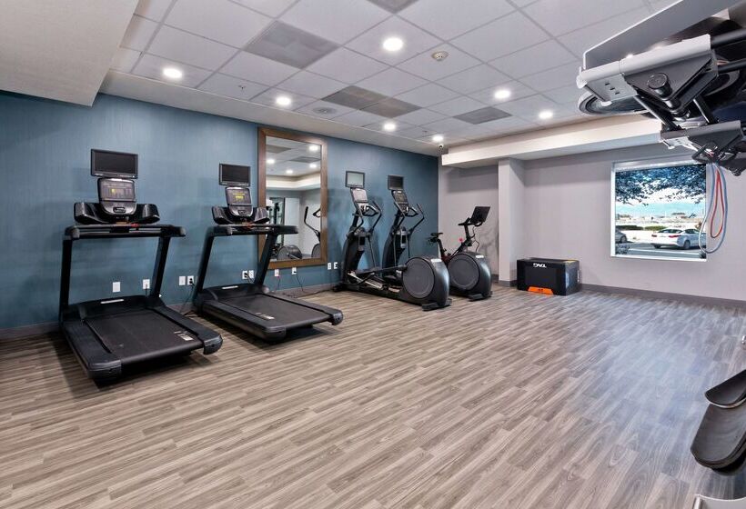 ホテル Hampton Inn & Suites Palm Desert