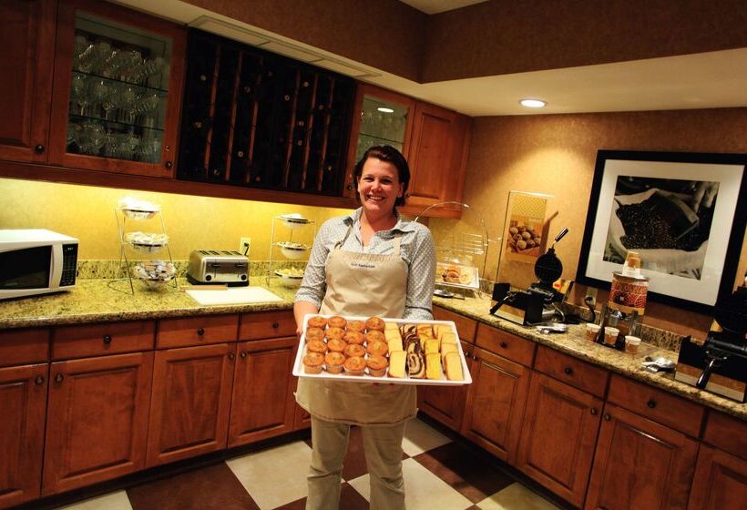 فندق Hampton Inn & Suites Paso Robles