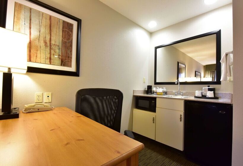 فندق Hampton Inn & Suites By Hilton Petoskey