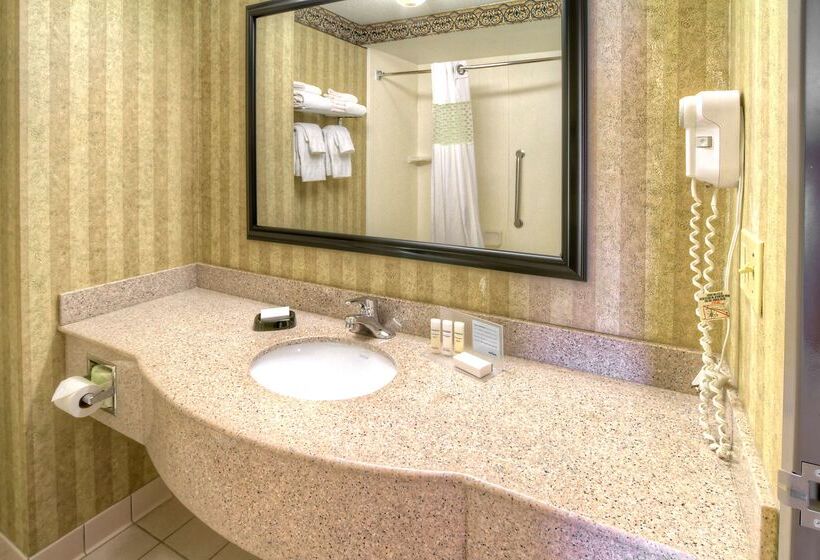 فندق Hampton Inn & Suites By Hilton Petoskey