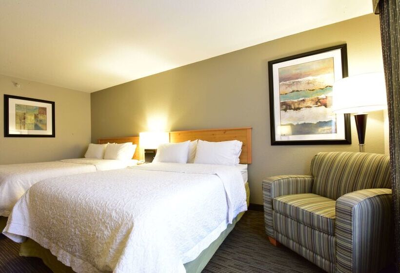 فندق Hampton Inn & Suites By Hilton Petoskey