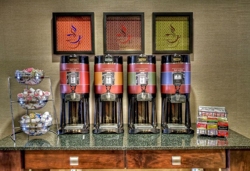 فندق Hampton Inn & Suites By Hilton Petoskey