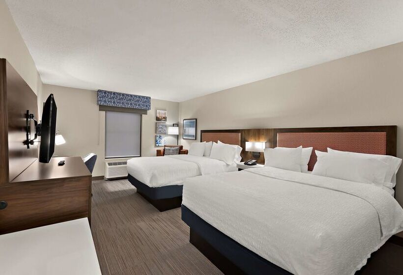 בית מלון כפרי Hampton Inn & Suites By Hilton Petoskey