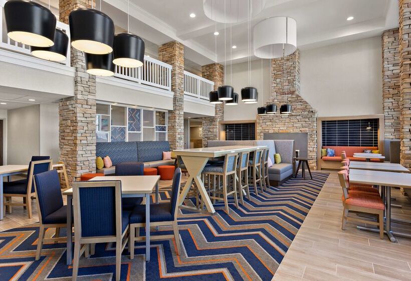 فندق Hampton Inn & Suites By Hilton Petoskey