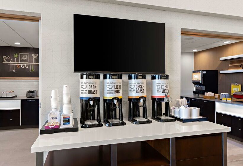 فندق Hampton Inn & Suites By Hilton Petoskey