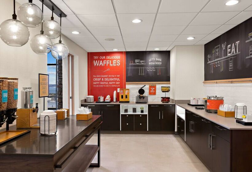 فندق Hampton Inn & Suites By Hilton Petoskey