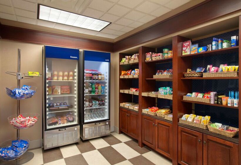 Отель Hampton Inn & Suites San Marcos