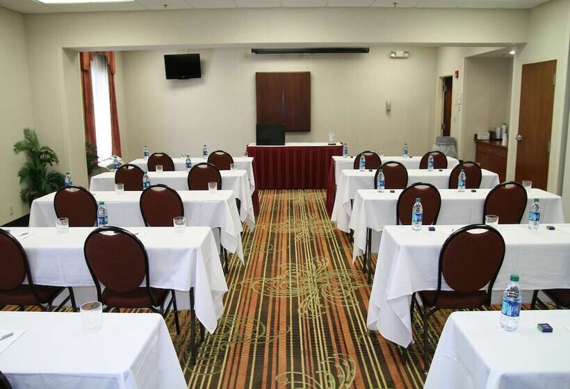 هتل Hampton Inn & Suites Springfield Southwest