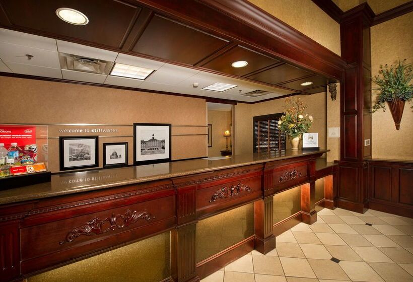 בית מלון כפרי Hampton Inn & Suites Stillwater