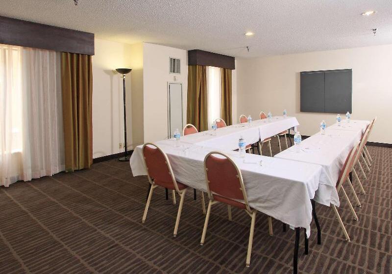 هتل Hampton Inn & Suites Valdosta/conference Center