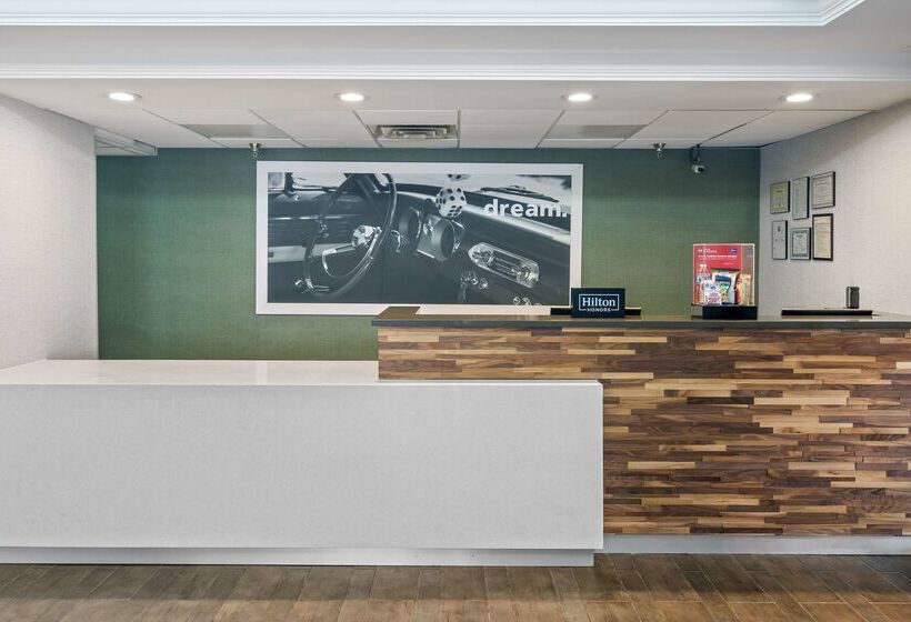 فندق Hampton Inn Atlanta/woodstock