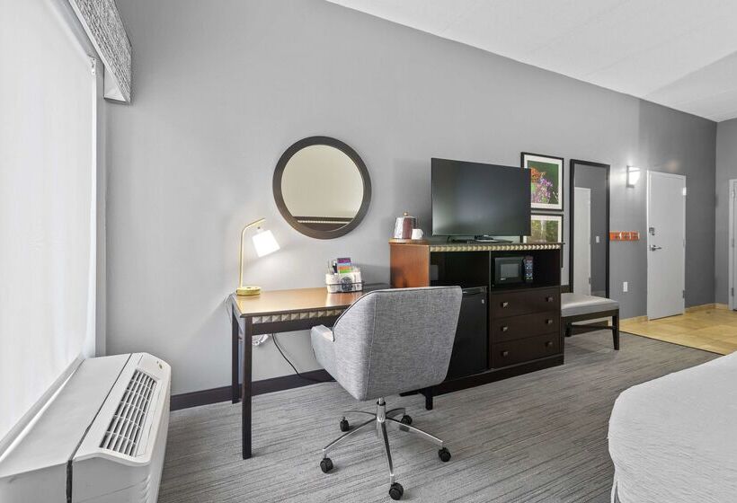 فندق Hampton Inn Atlanta/woodstock