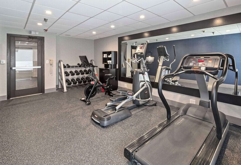 فندق Hampton Inn Atlanta/woodstock