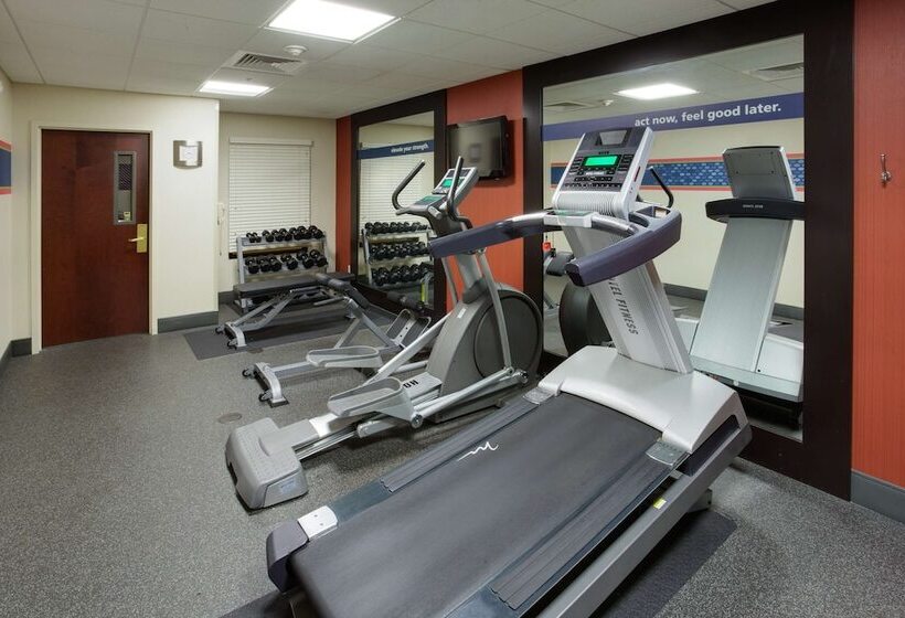 فندق Hampton Inn Auburn