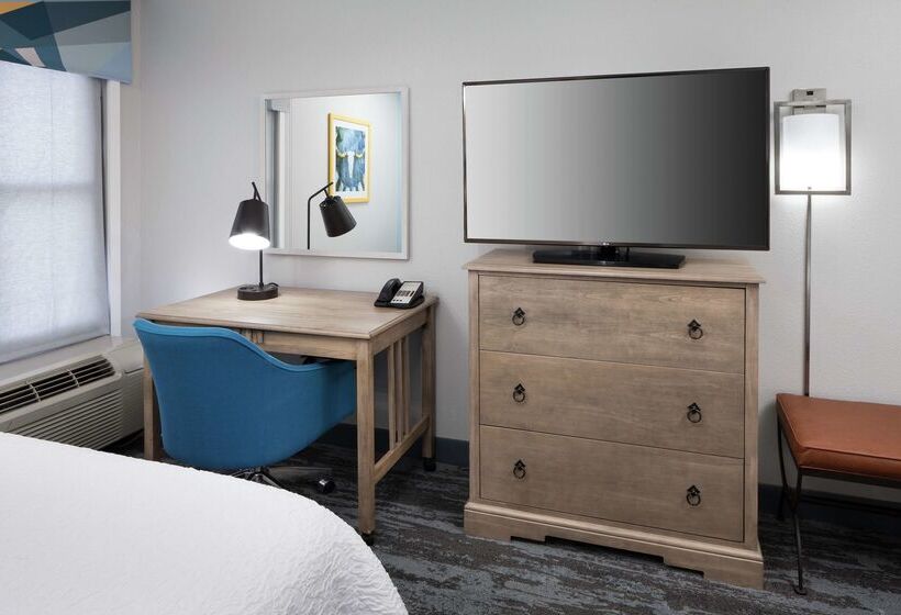 בית מלון כפרי Hampton Inn Austinround Rock