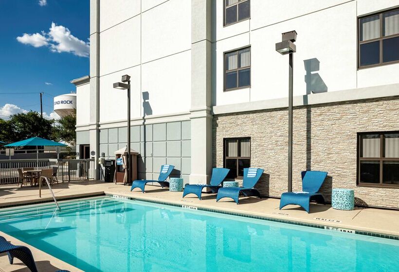 בית מלון כפרי Hampton Inn Austinround Rock