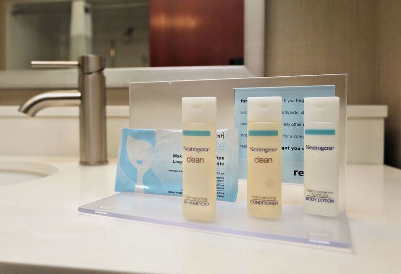 فندق Hampton Inn Batavia