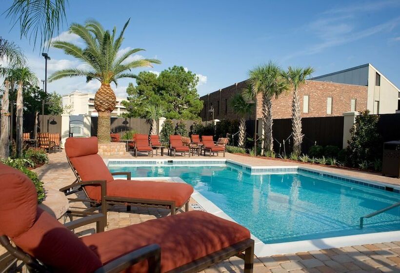 هتل Hampton Inn Baton Rougei10 & College Dr