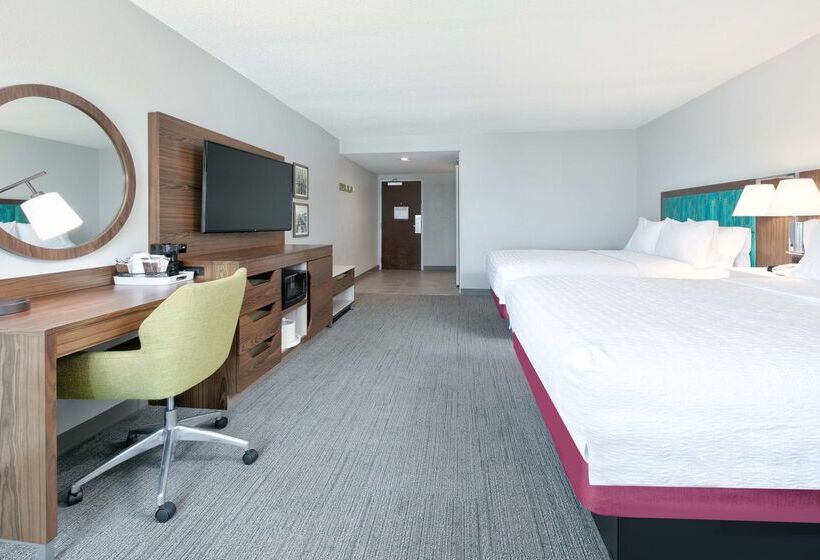 בית מלון כפרי Hampton Inn Biloxi