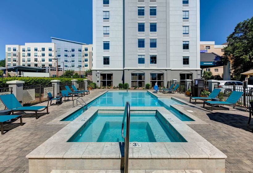 בית מלון כפרי Hampton Inn Biloxi