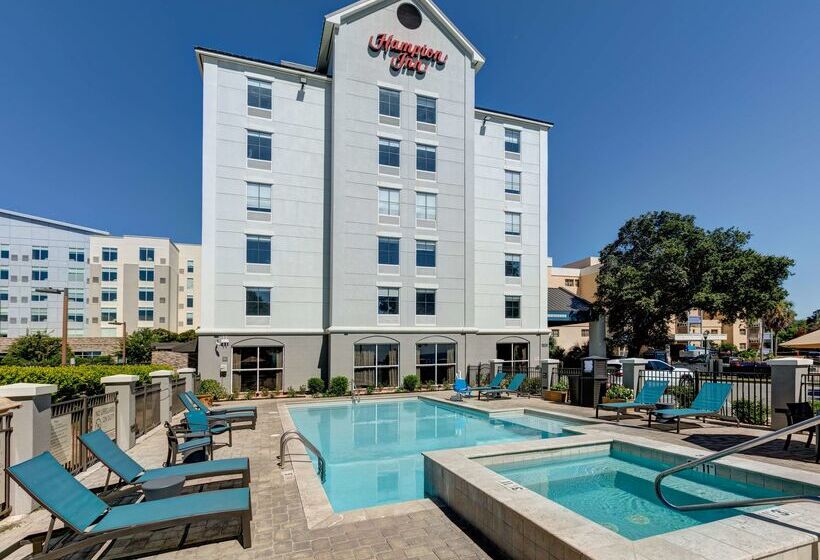 בית מלון כפרי Hampton Inn Biloxi