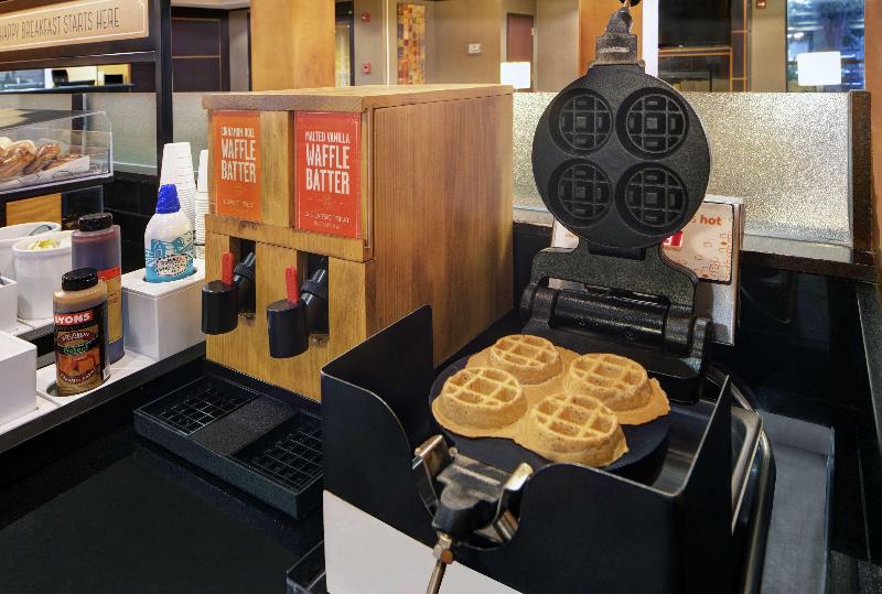 בית מלון כפרי Hampton Inn Biloxi