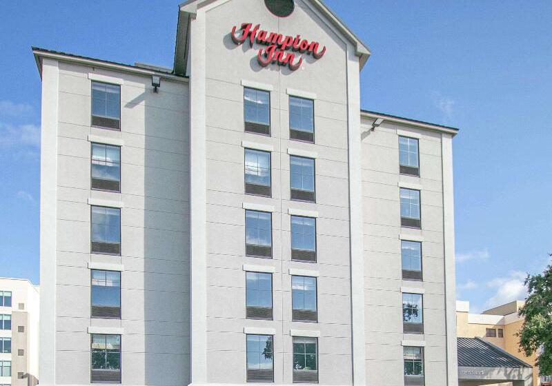 בית מלון כפרי Hampton Inn Biloxi