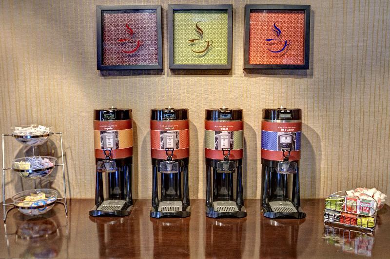 בית מלון כפרי Hampton Inn Biloxi