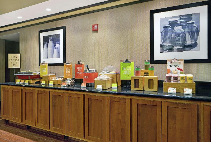 בית מלון כפרי Hampton Inn Biloxi