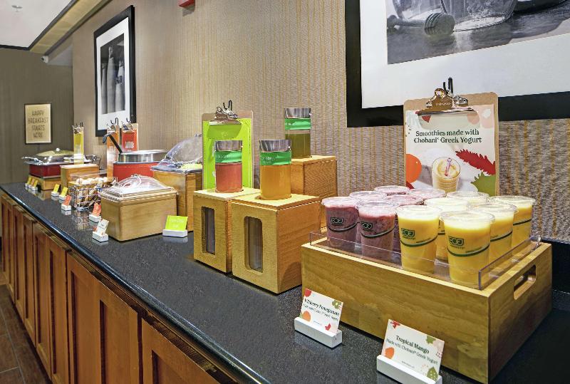 בית מלון כפרי Hampton Inn Biloxi