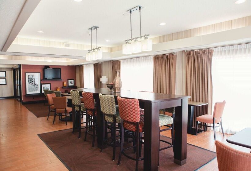 فندق Hampton Inn Bloomington West