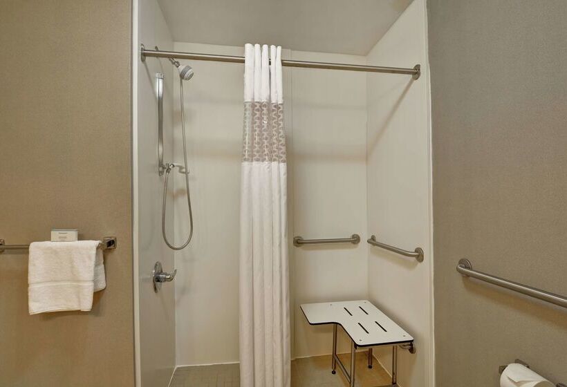 فندق Hampton Inn Bloomsburg