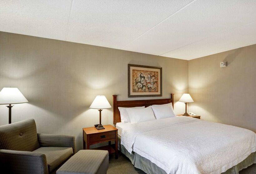فندق Hampton Inn Bloomsburg