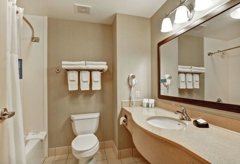 فندق Hampton Inn Bloomsburg