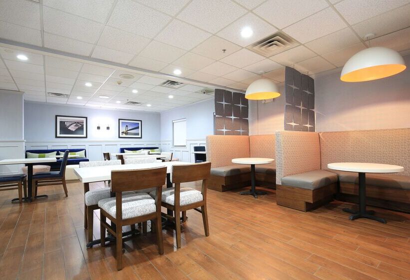 فندق Hampton Inn Bordentown