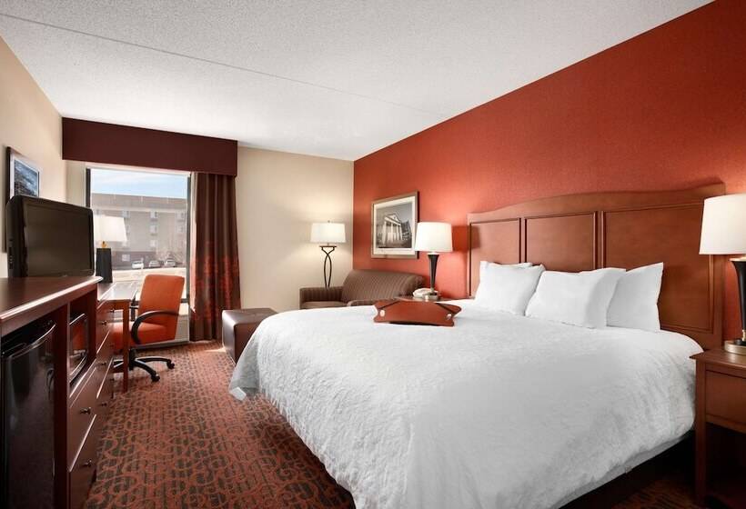 Отель Hampton Inn Boston/braintree