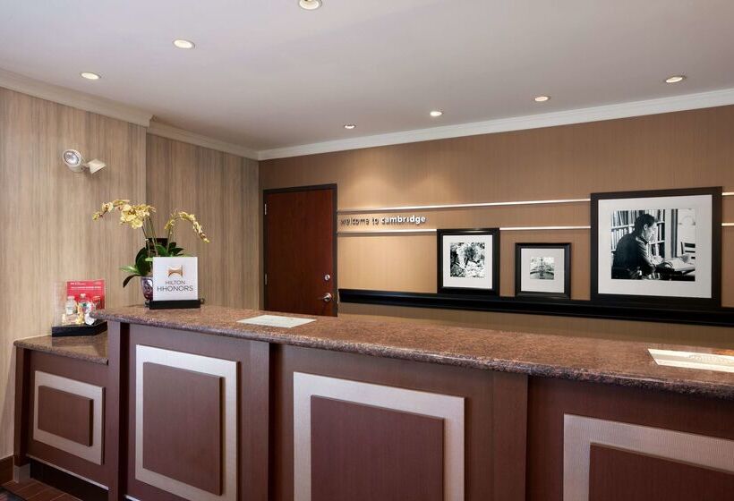 فندق Hampton Inn By Hilton Boston/cambridge